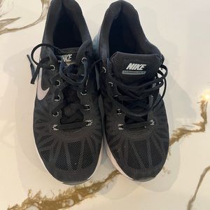 Nike Lunarglide Sneakers